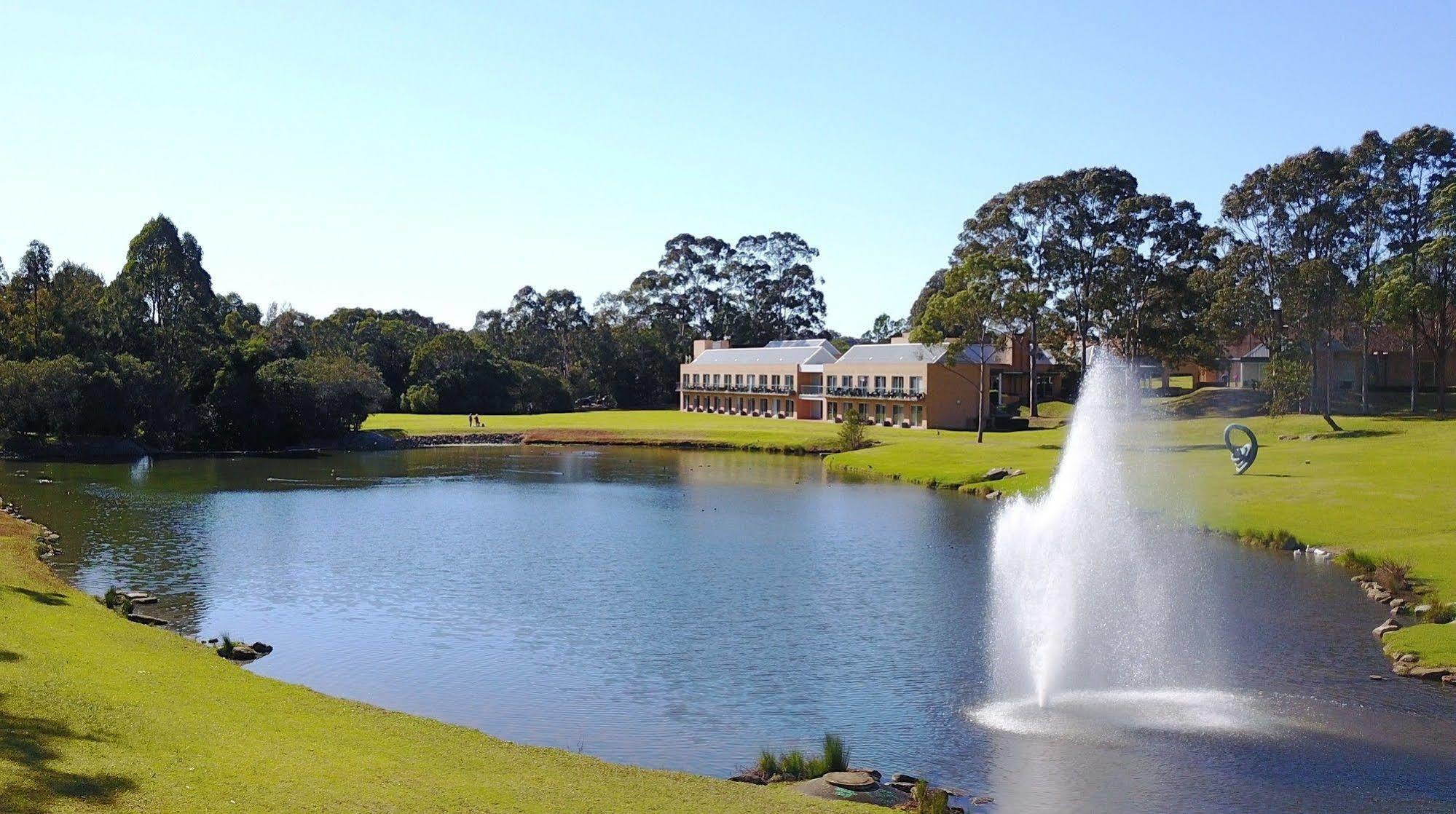 Lakeside Hotel And Conference Centre Sydney Exteriör bild